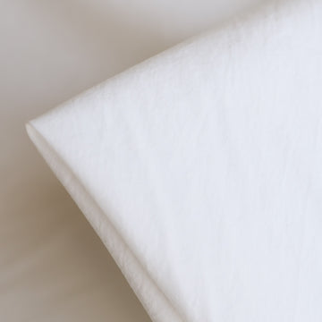 Riku Off White - Typewriter Cotton Poplin